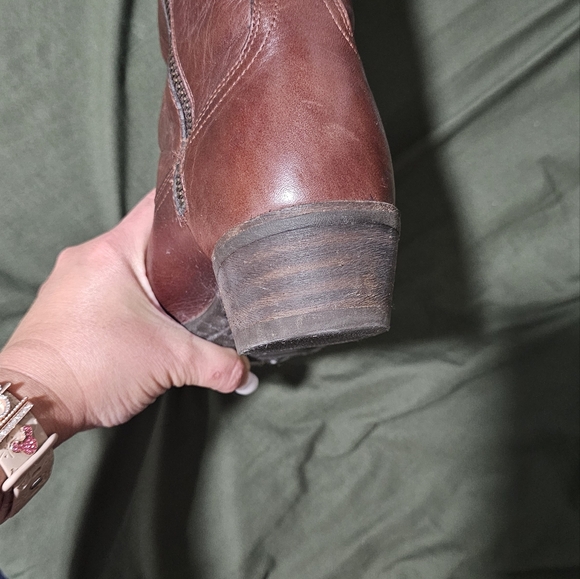 Ariat boots - Picture 7 of 7
